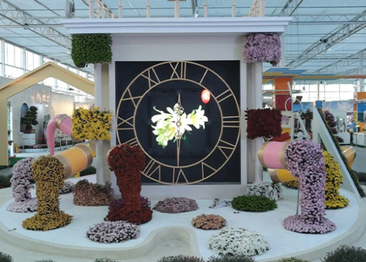 全息風(fēng)扇在主題展覽的應(yīng)用場(chǎng)景-好奇數(shù)字科技