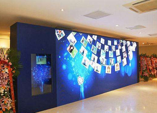 電子簽名留言、電子留言臺、電子留言板、電子簽名拍照留言在發(fā)布會上的應(yīng)用場景