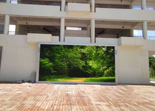 LED顯示屏、電子拼接屏在學(xué)校、醫(yī)院、事業(yè)單位的應(yīng)用場景